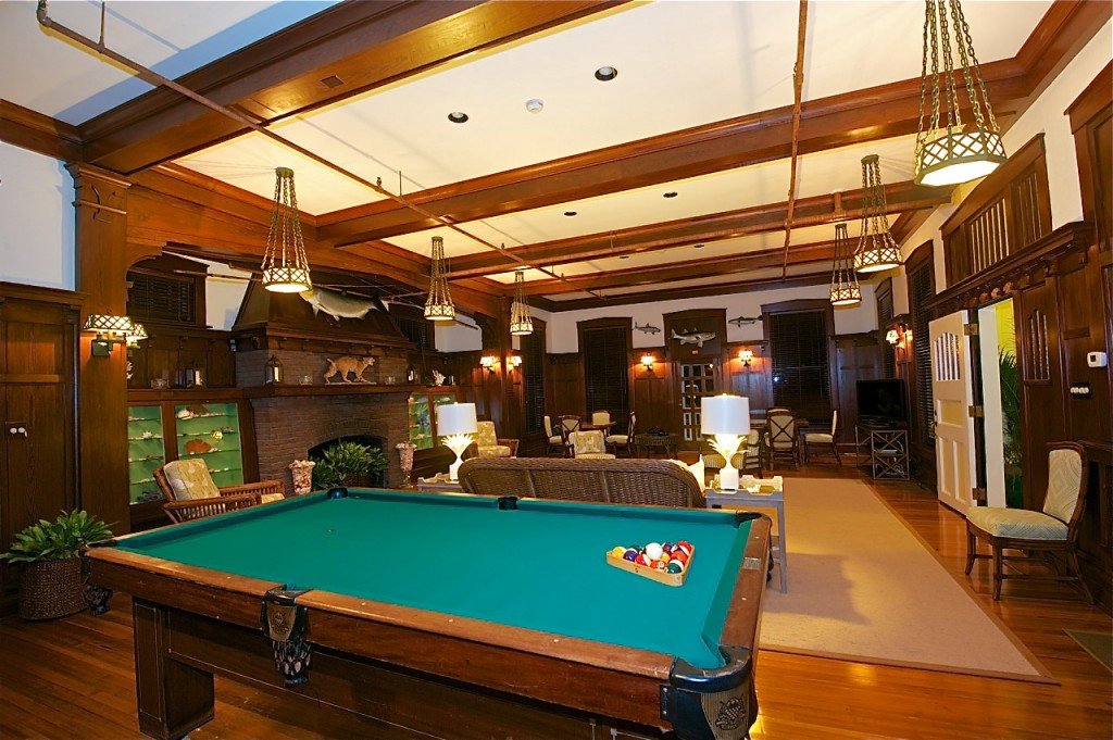 The man cave goes upscale in the Inn’s Pelican Room.