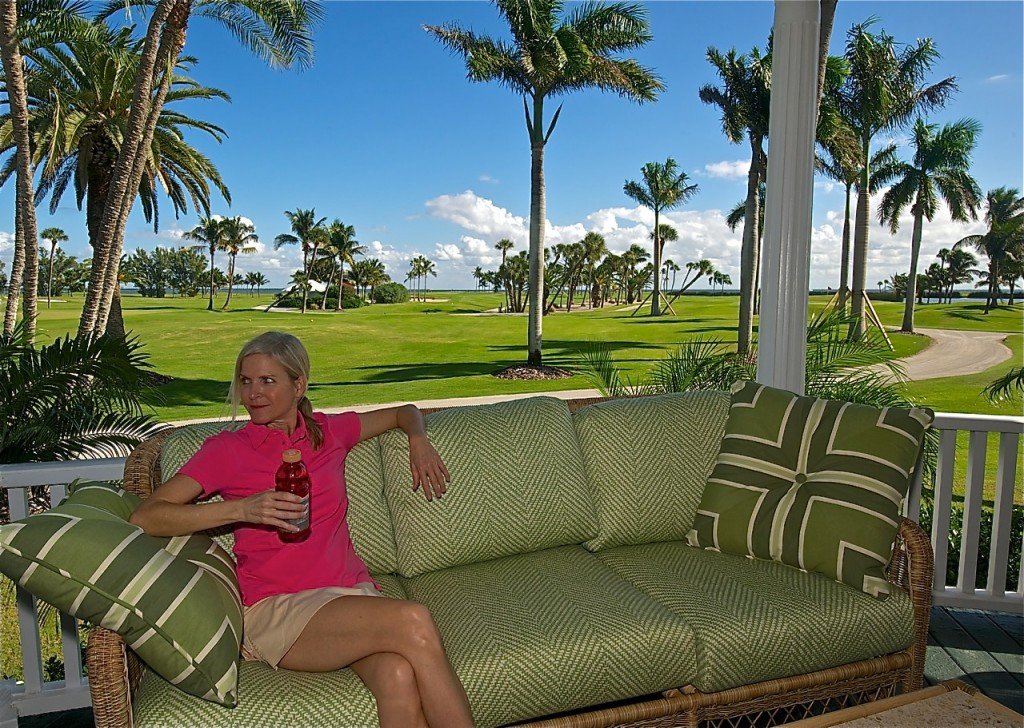 Cool drinks and the perfect view await thirsty golfers at the Inn’s golf & croquet club.