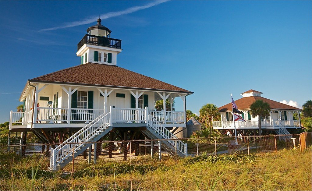 A landmark lighthouse at the edge of the island keeps watch over the glorious waters and sugar white sands along the Gulf of Mexico.