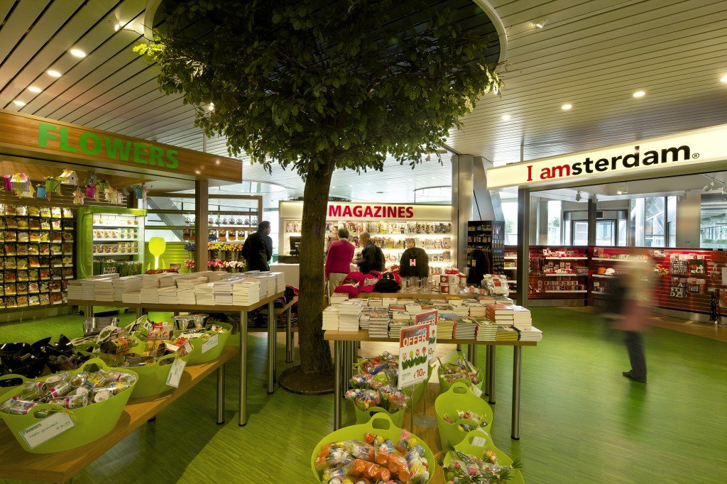 The shops at Airport Park Schiphol. Photo by Maurice Mentjes, courtesy Amsterdam Airport Schiphol