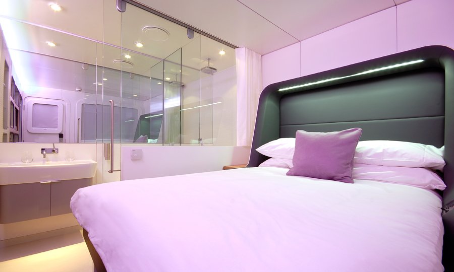 Premium room at YOTEL Hotel at Amsterdam Airport Schiphol