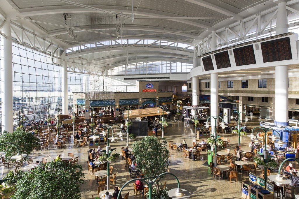 Central Terminal food court at Sea-Tac Airport, 29 April 2014