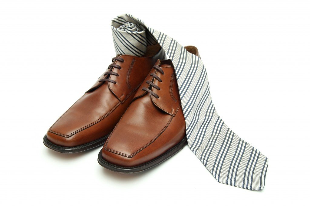 Men's Shoes and Tie