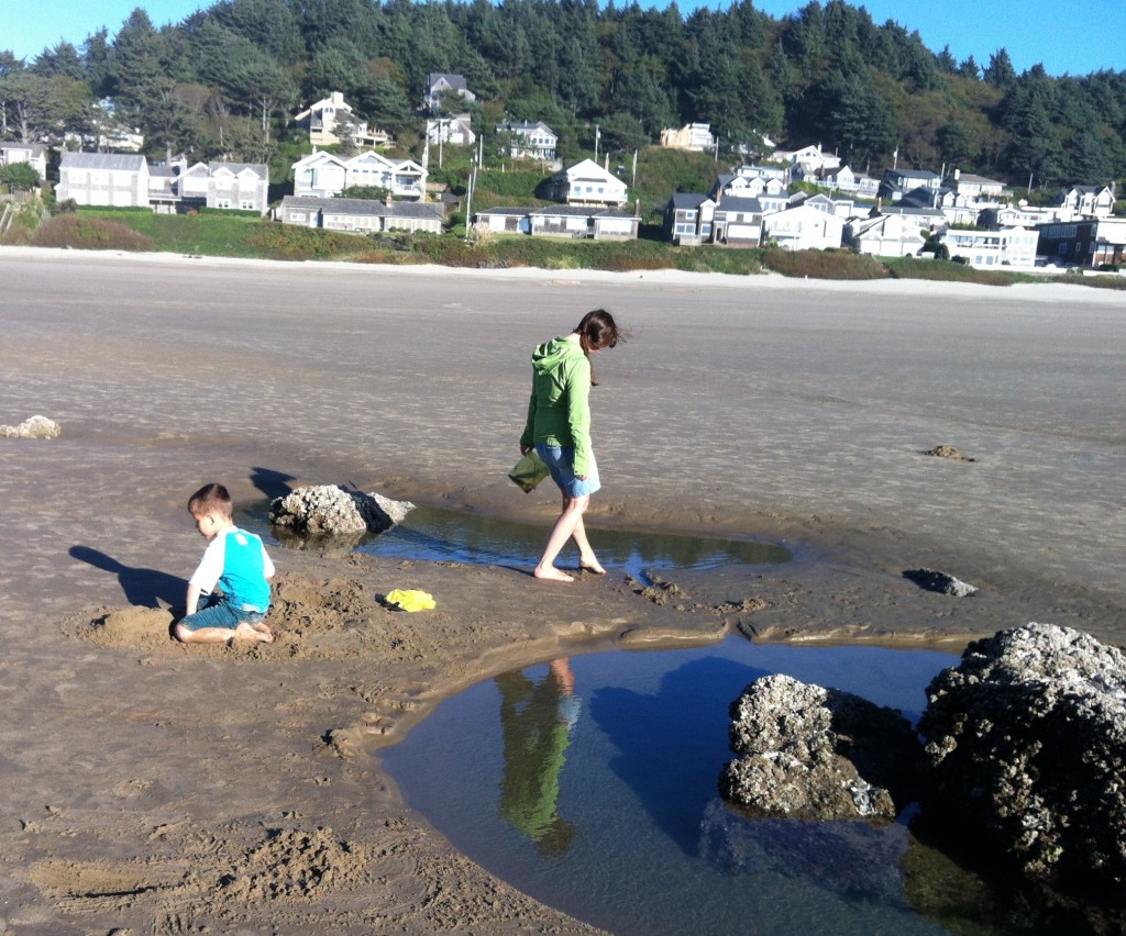 KIds playing in the sand