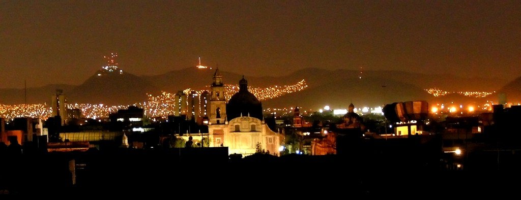 Mexico City at Night - ©Benjamin Earwicker