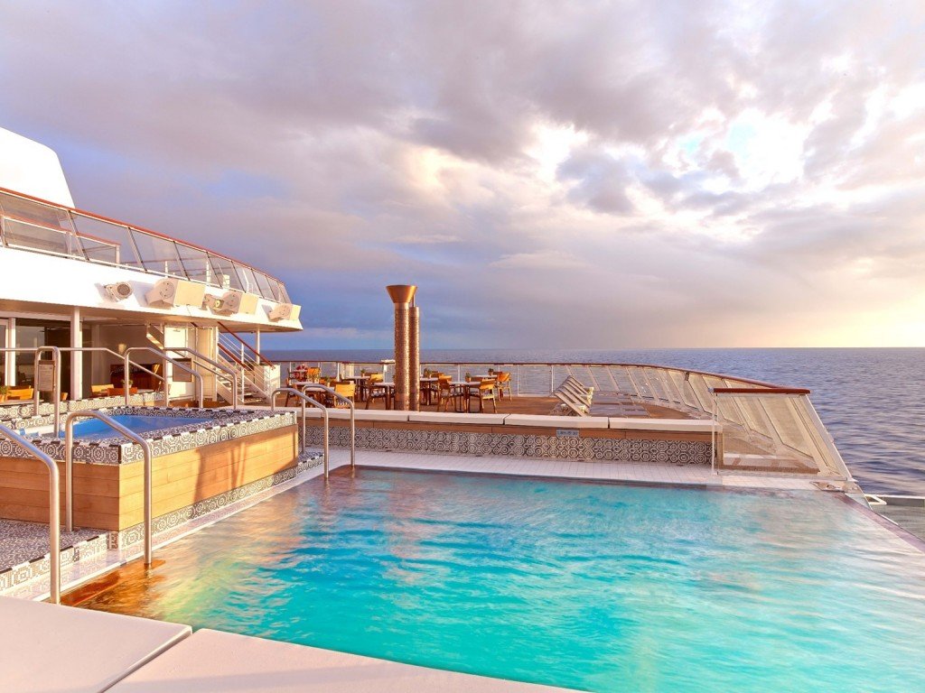 The ship's infinity pool