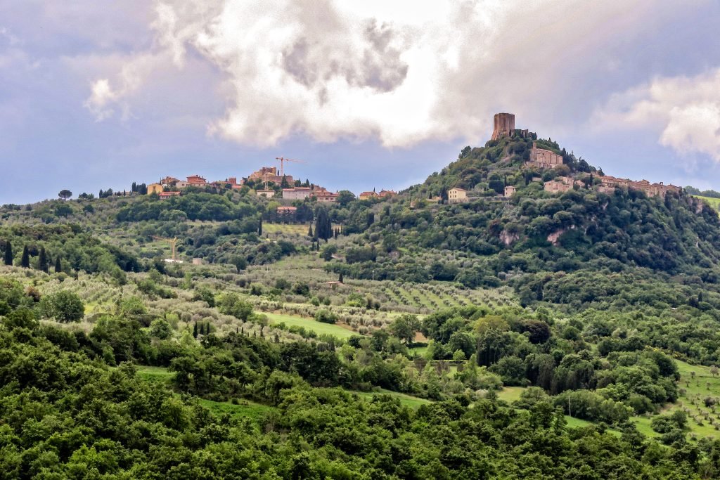 Walk to nearby Bagno Vignoni or hike to the hilltop castle. 