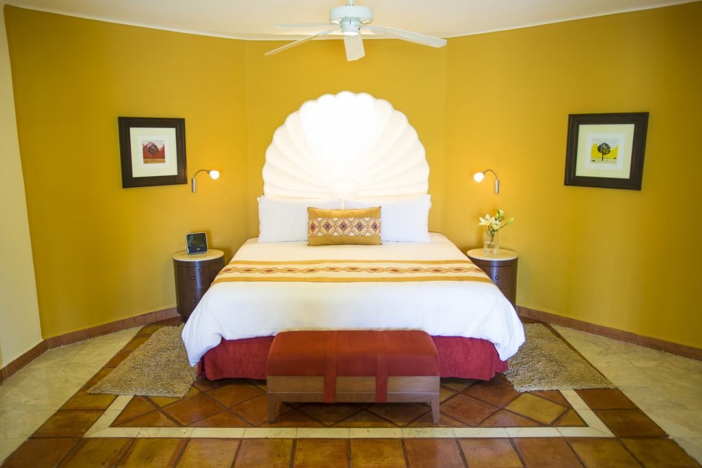 casa-velas-master-suite