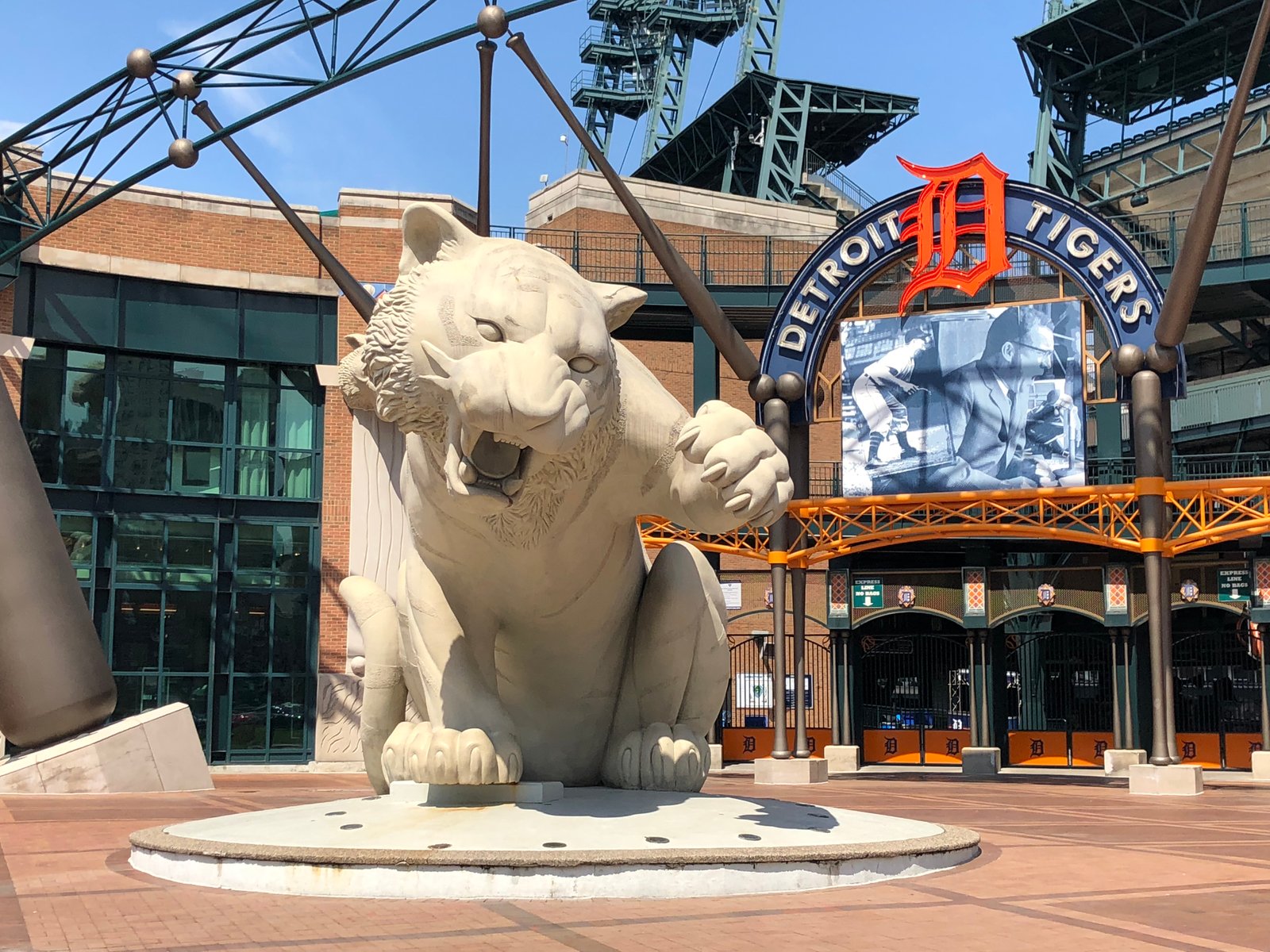 Detroit Tigers Tiger statue outside of Comerica Park Detroit Michigan Bath  Towel