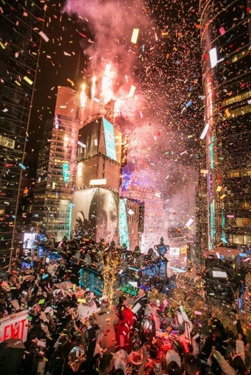 Ultimate New Year’s Eve Experience Returns To The Knickerbocker Hotel