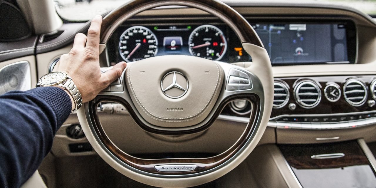 10 Reasons You Deserve a Luxurious Car