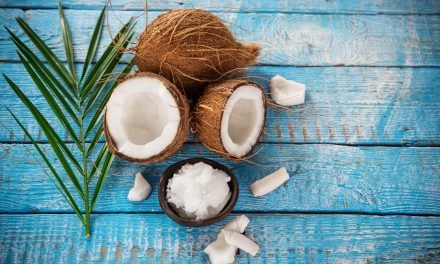 Top 8 Reason To Try Coconut Oil This Year