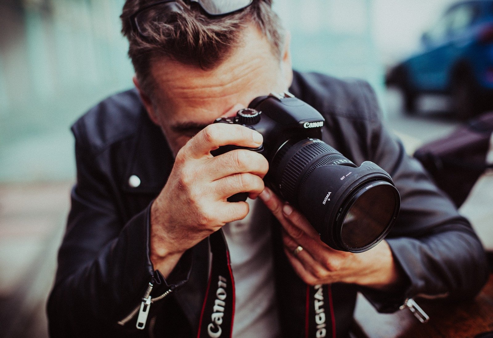 How to Become a Professional Photographer