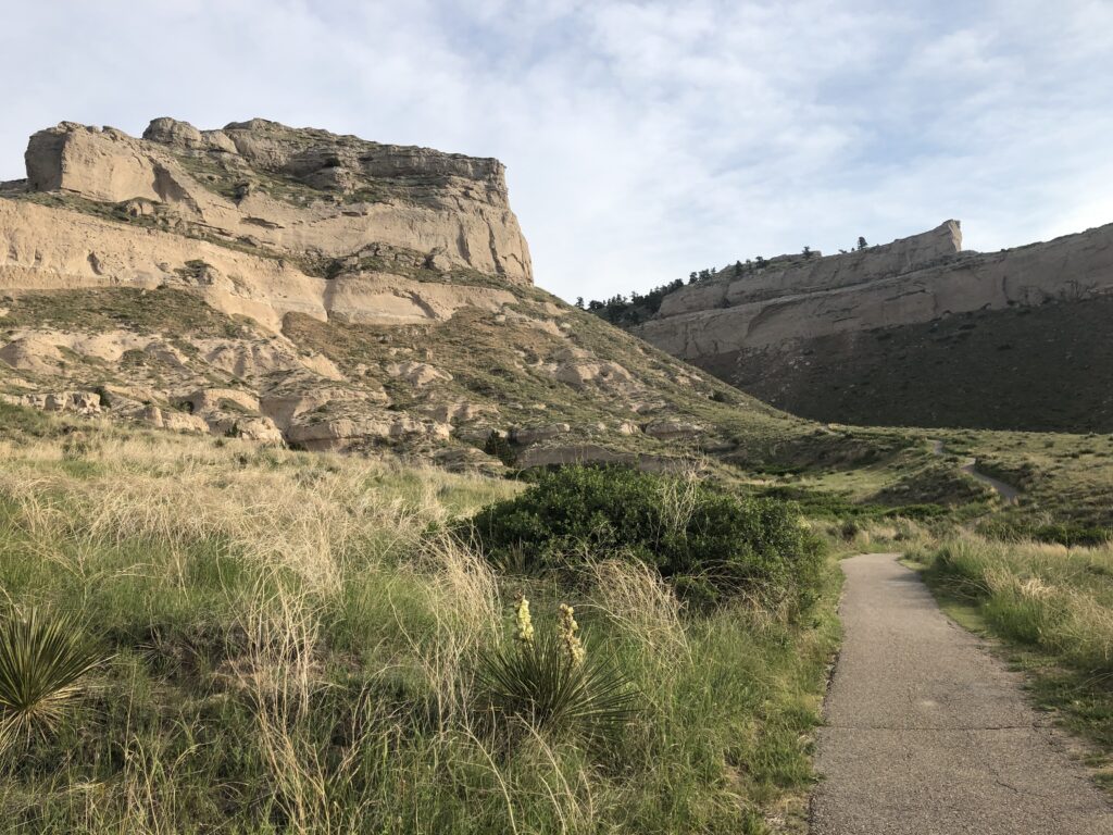 Saddle Rock trail to Scotts Bluff