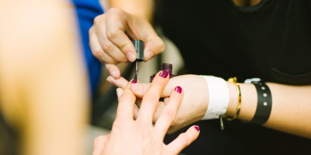 Getting your Nails Done Professionally and Safely This Summer