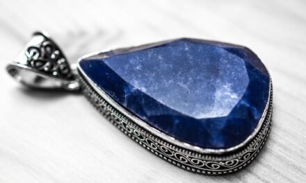 Why Sapphires Are a More Ethical Jewelry Option