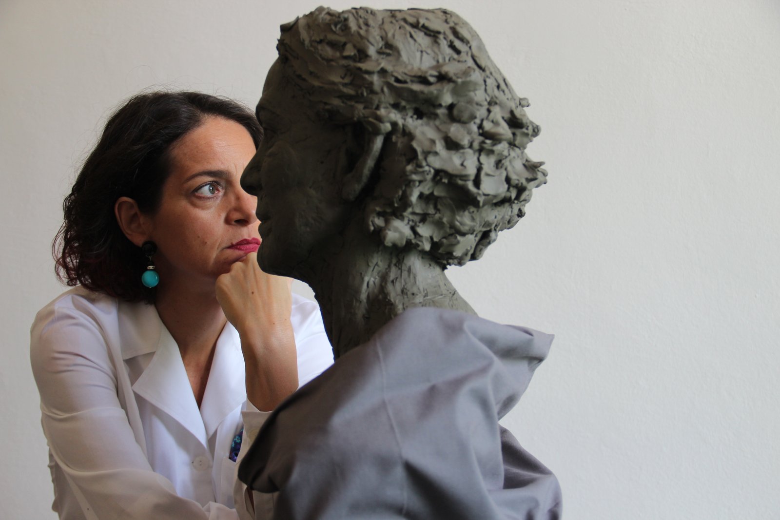 Exploring ‘Transfigured Immortality’ with German-Egyptian Sculptor Dr Gindi