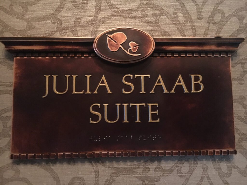 Julia Staab Suite