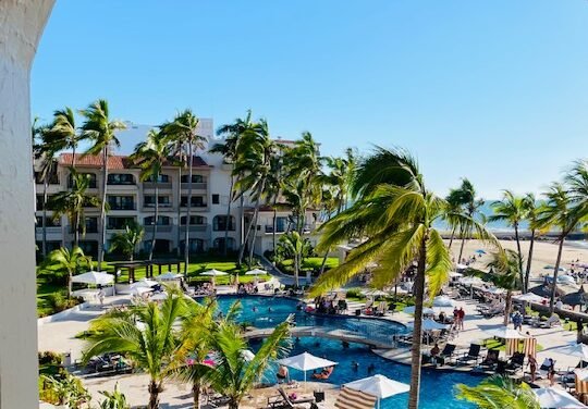 Holiday Specials at Pueblo Bonito Mazatlán