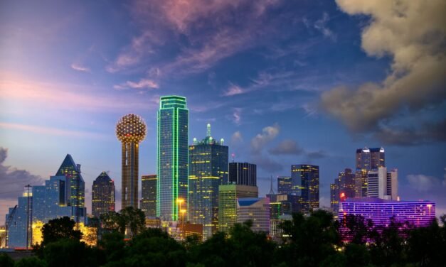 Private Jet Dallas: 4 Ways To Enjoy A Lavish Dallas Family Vacation