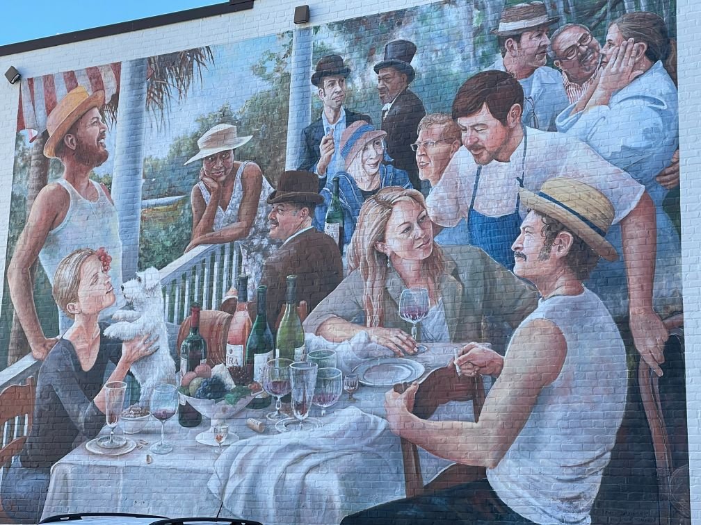This mural says it all - eat, drink and be merry!