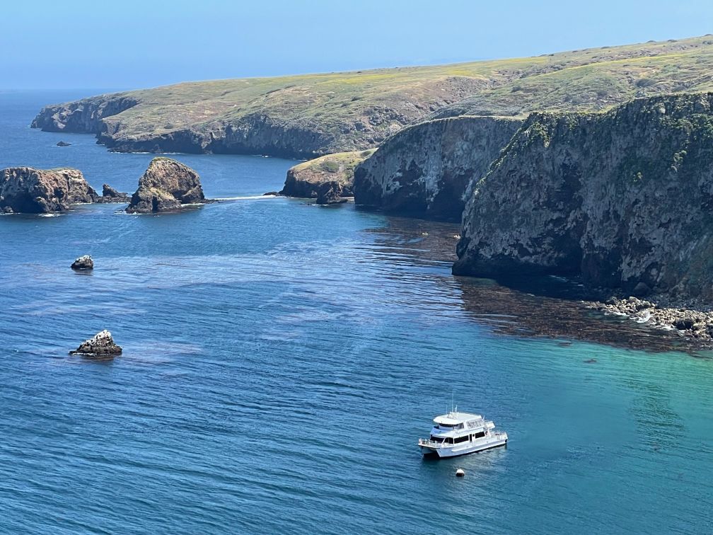 Island Packers boat in Scorpion Harbor