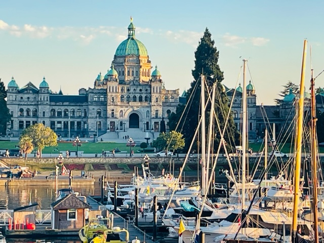 Enjoy the Holidays in Victoria, BC