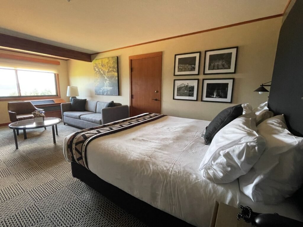 Spacious room at Skamania Lodge