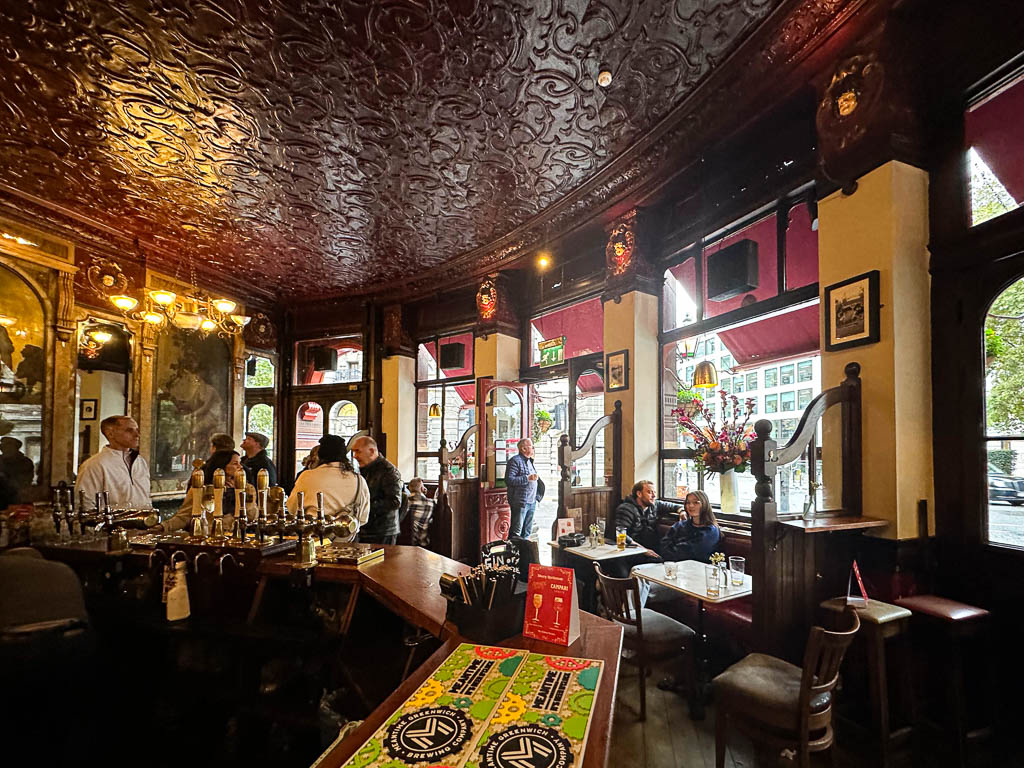 The Viaduct Tavern's interior. Photo by Jett Britnell