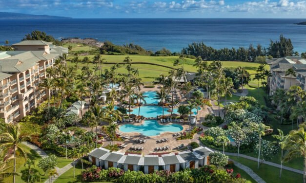 Ritz-Carlton Kapalua, Maui: Serene Views, Fabulous Food And a New Club Lounge