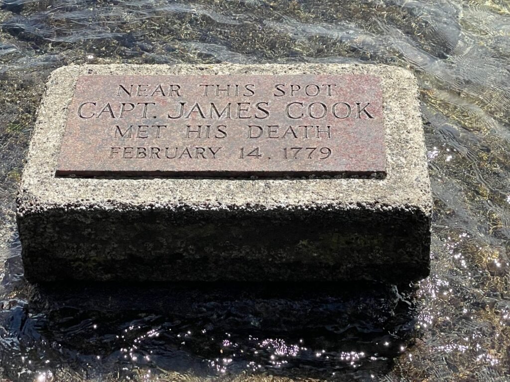 Captain Cook marker in Kealakekua Bay