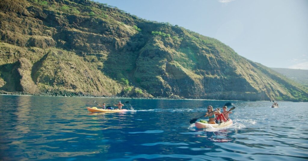 Kayaking in Kealakekua Bay courtesy of Kona Boys