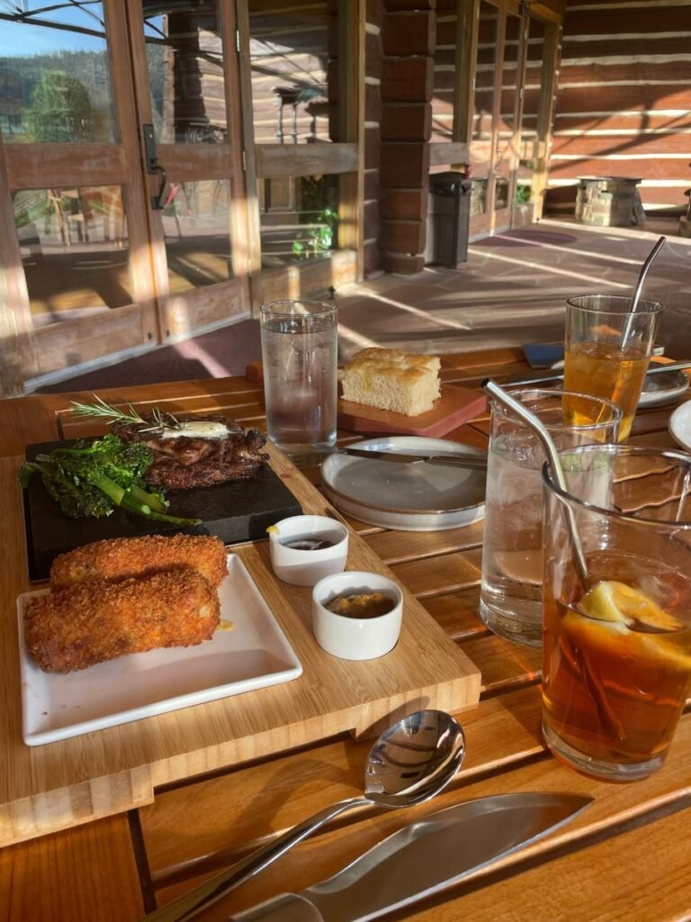 Al fresco dining at the lodge