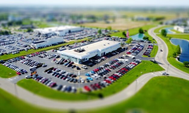 6 Great Ways to Upgrade Your Business’s Parking Lot for a Fantastic Employee Experience