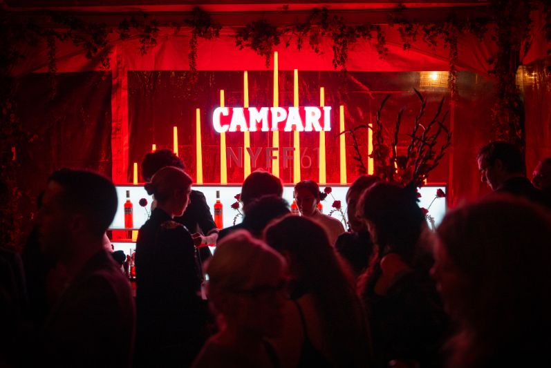 CAMPARI® TOASTS TO MILESTONE FIFTH ANNIVERSARY AS THE OFFICIAL PARTNER OF THE 61ST NEW YORK FILM FESTIVAL [COCKTAIL TIME]