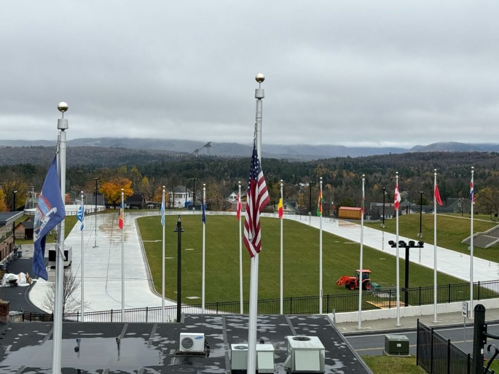 Speedskating oval