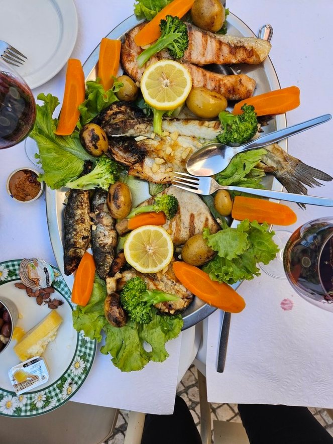 delicous seafood in Lisbon