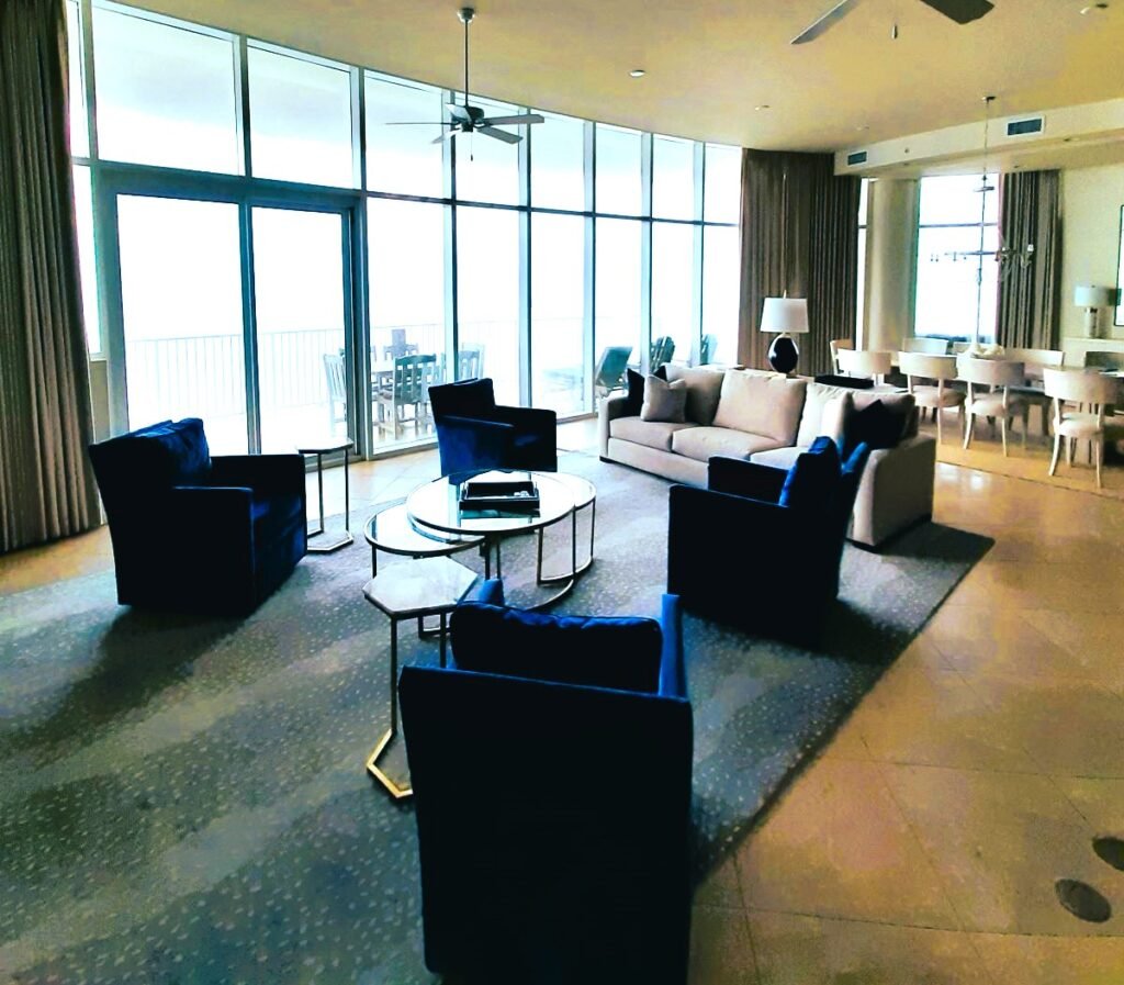 Living room at Turquoise Place, Copyright © Jessica James 2024