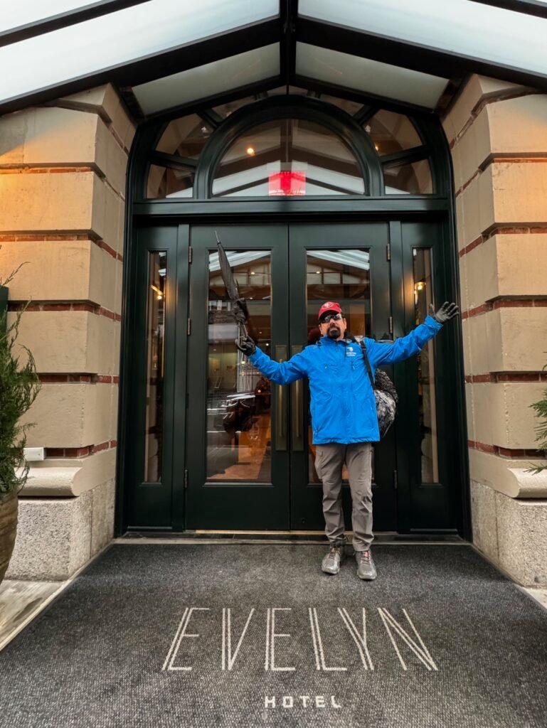 The Evelyn Hotel, Nick Kontis