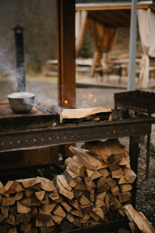 outdoor kitchen