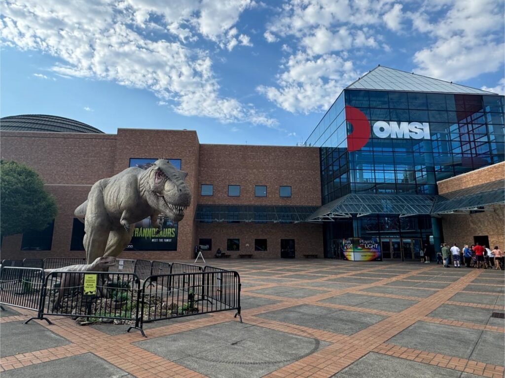 Welcome to OMSI! Photo by Debbie Stone