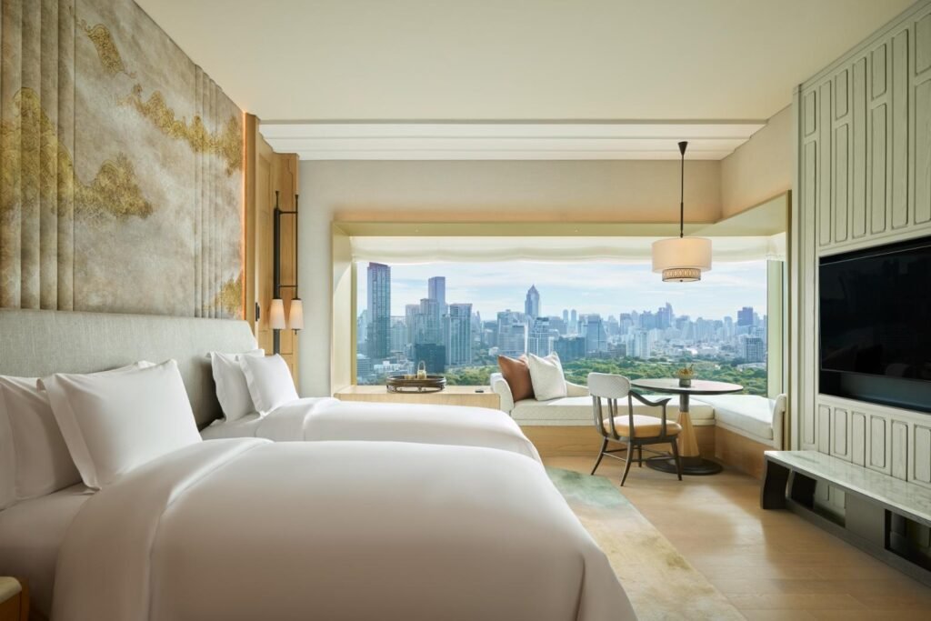 Dusit Thani Bangkok Accommodation Deluxe Corner Twin