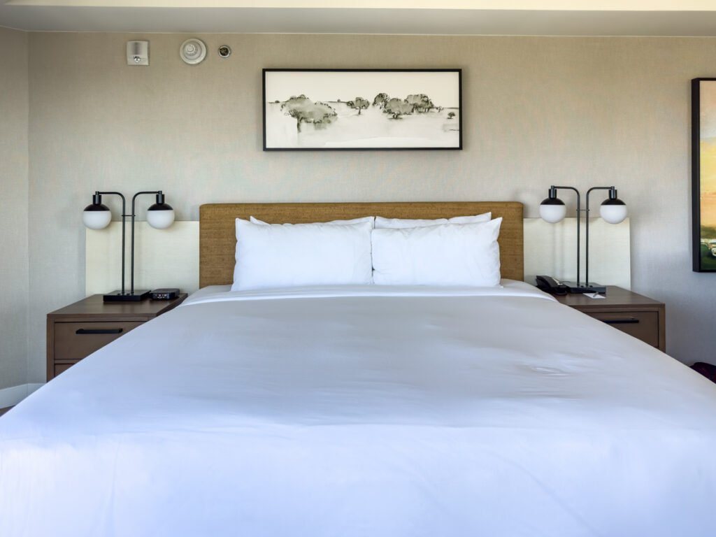 The Sonesta King Bed at Sonesta Irvine